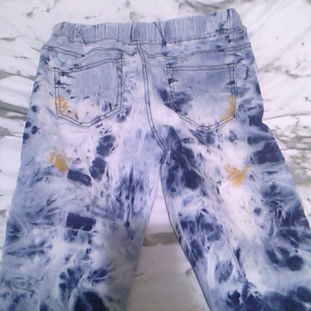 Jeans - Picture 3 of 3
